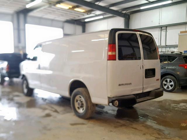 1GTHG35VX71244263 - 2007 GMC SAVANA G35 WHITE photo 3