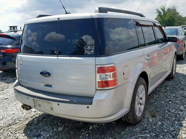 2FMDK51C79BA04765 - 2009 FORD FLEX SE SILVER photo 4