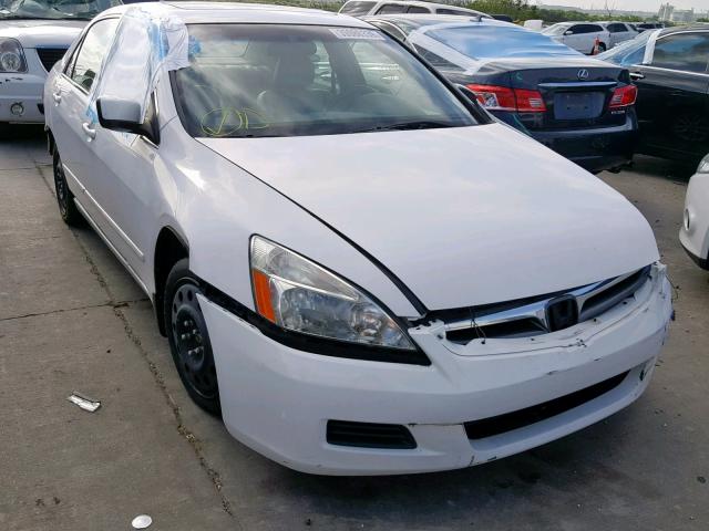 1HGCM56807A045621 - 2004 HONDA ACCORD WHITE photo 1