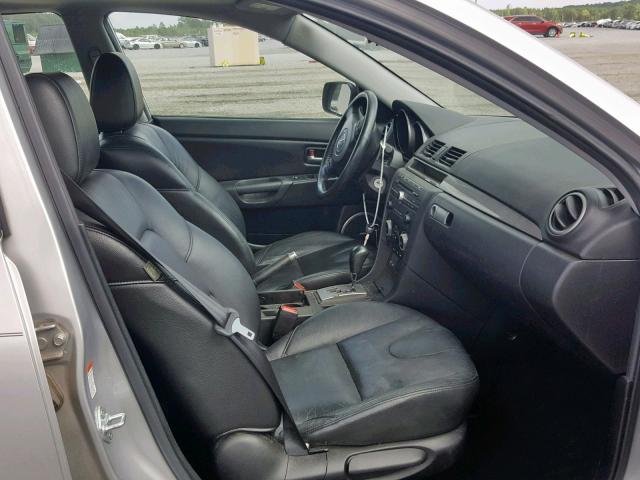 JM1BK343061537575 - 2006 MAZDA 3 HATCHBAC SILVER photo 5