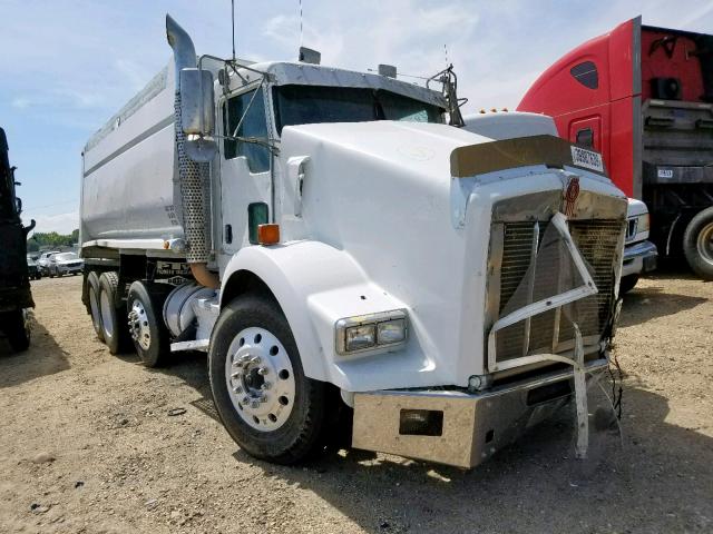 1NKDXB0X88R206128 - 2008 KENWORTH CONSTRUCTI WHITE photo 1