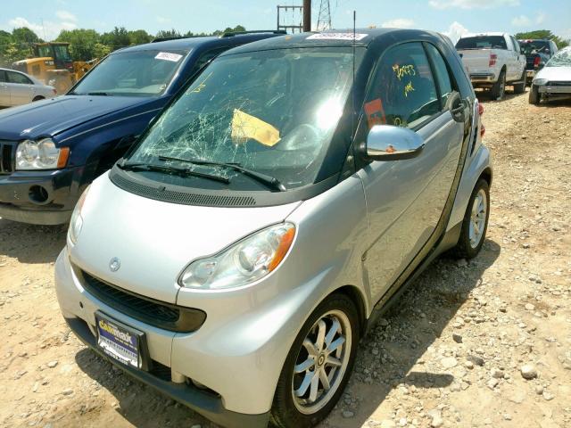 WMEEJ31X39K304698 - 2009 SMART FORTWO PUR SILVER photo 2