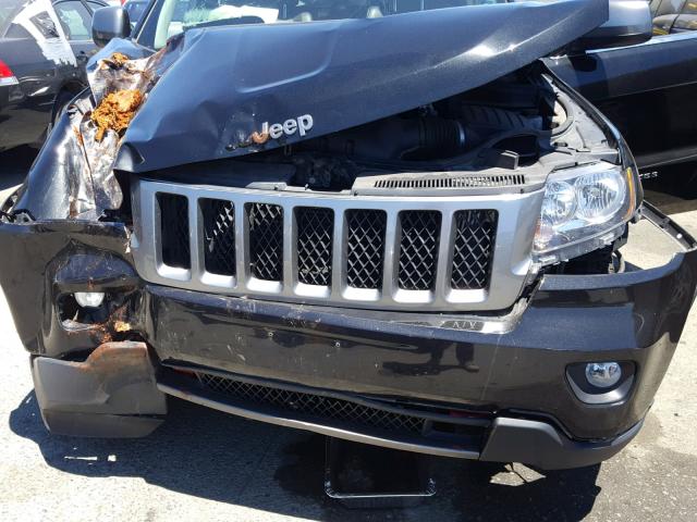 1C4RJFATXDC590812 - 2013 JEEP GRAND CHER BLACK photo 7