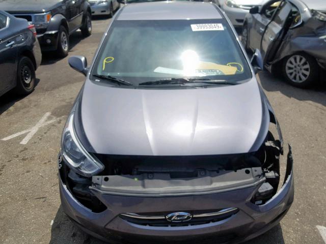 KMHCT5AE1GU260210 - 2016 HYUNDAI ACCENT SE GRAY photo 9