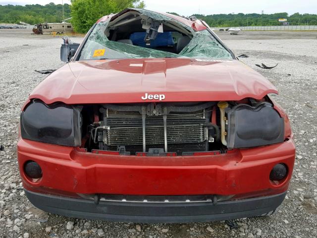 1J8HR582X5C520863 - 2005 JEEP GRAND CHER RED photo 9