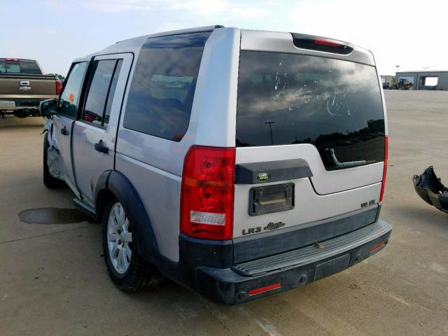 SALAD25475A310396 - 2005 LAND ROVER LR3 SE SILVER photo 3