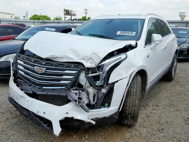 1GYKNBRSXHZ158664 - 2017 CADILLAC XT5 LUXURY WHITE photo 2