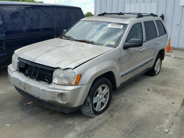 1J8HR48N57C502424 - 2007 JEEP GRAND CHER SILVER photo 2