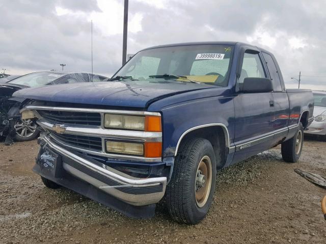 2GCFC29K4S1177305 - 1995 CHEVROLET GMT-400 C2 BLUE photo 2