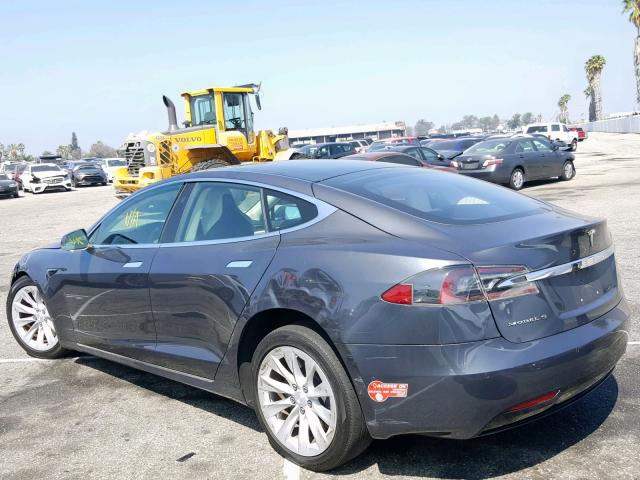 5YJSA1E11HF231189 - 2017 TESLA MODEL S GRAY photo 3