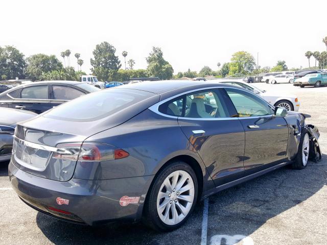 5YJSA1E11HF231189 - 2017 TESLA MODEL S رمادي صورة 4