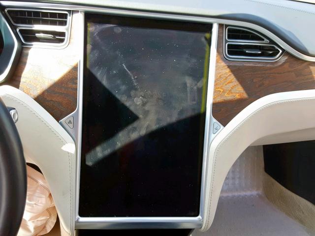 5YJSA1E11HF231189 - 2017 TESLA MODEL S رمادي صورة 8