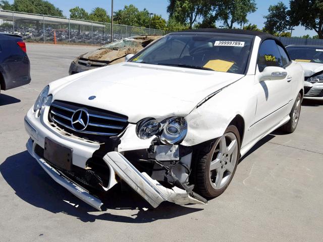 WDBTK72F27T079728 - 2007 MERCEDES-BENZ CLK 550 WHITE photo 2