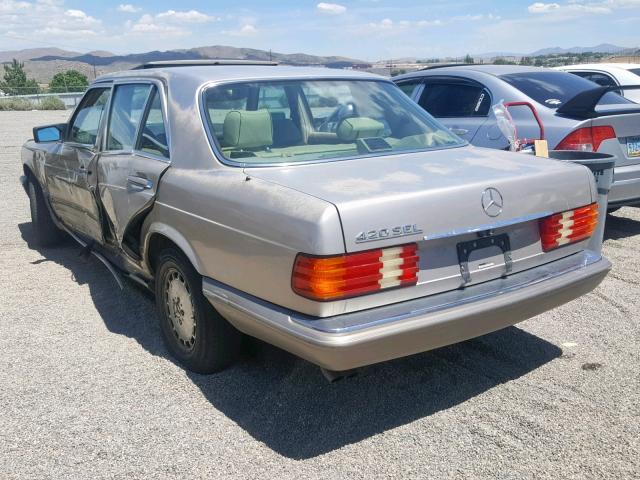 WDBCA35E5MA592235 - 1991 MERCEDES-BENZ 420 SEL GOLD photo 3