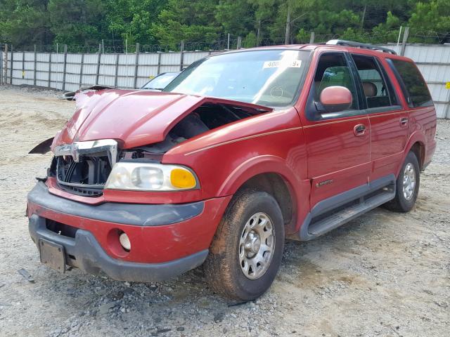 5LMRU27L9XLJ14202 - 1999 LINCOLN NAVIGATOR RED photo 2