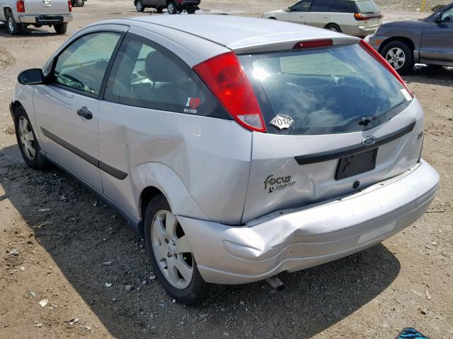 3FAFP31341R248078 - 2001 FORD FOCUS ZX3 SILVER photo 3