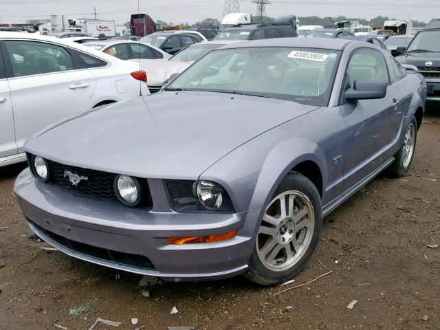 1ZVHT82H065168872 - 2006 FORD MUSTANG GT GRAY photo 2