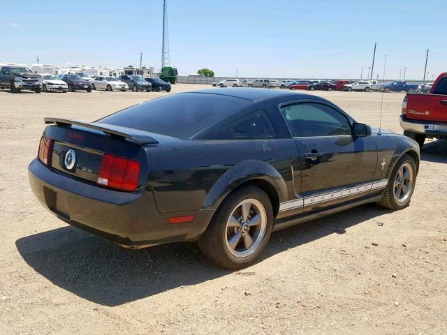 1ZVFT80N965164223 - 2006 FORD MUSTANG BLACK photo 4