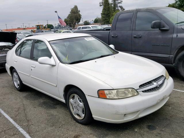 1N4DL01D9YC130112 - 2000 NISSAN ALTIMA XE WHITE photo 1