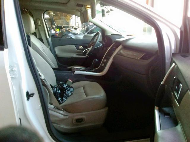 2FMDK3J93CBA82394 - 2012 FORD EDGE SEL WHITE photo 5