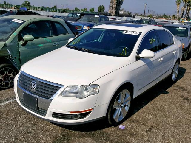 WVWJM7AN0AE140551 - 2010 VOLKSWAGEN PASSAT KOM WHITE photo 2