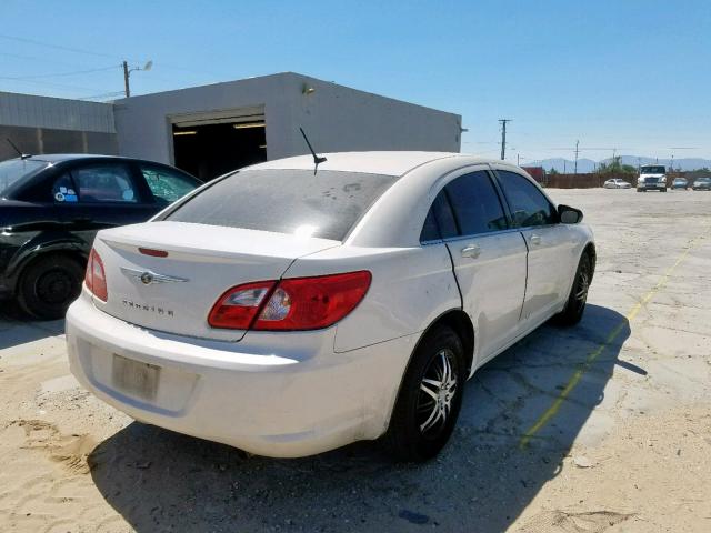 1C3LC46J28N142462 - 2008 CHRYSLER SEBRING LX WHITE photo 4