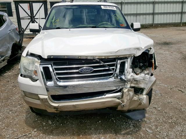 1FMEU74E97UB39518 - 2007 FORD EXPLORER E WHITE photo 9