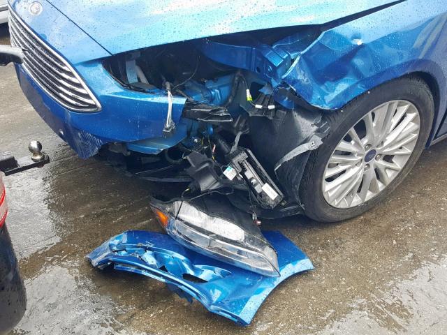 1FADP3J2XJL201425 - 2018 FORD FOCUS TITA BLUE photo 9