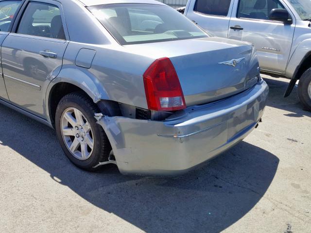 2C3KA53G57H784665 - 2007 CHRYSLER 300 TOURIN BLUE photo 9