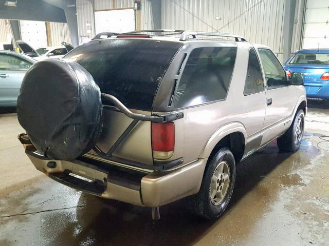 1GNCT18W9YK232784 - 2000 CHEVROLET BLAZER BEIGE photo 4