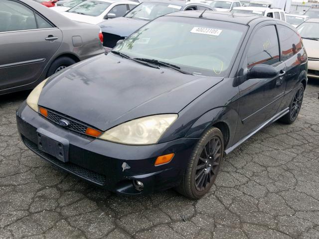 3FAHP39504R123212 - 2004 FORD FOCUS ZX3 BLACK photo 2