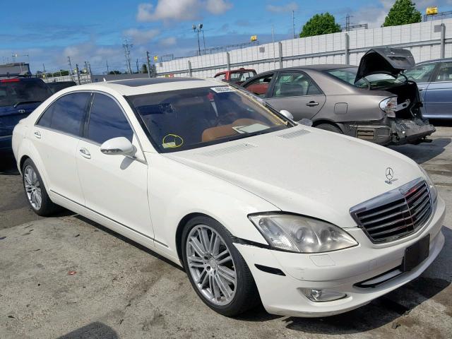 WDDNG71X18A174466 - 2008 MERCEDES-BENZ S 550 WHITE photo 2