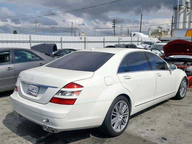 WDDNG71X18A174466 - 2008 MERCEDES-BENZ S 550 WHITE photo 4