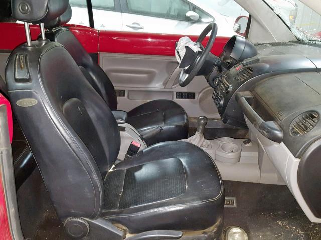 3VWCM31Y65M306483 - 2005 VOLKSWAGEN NEW BEETLE წითელი ფოტო 5