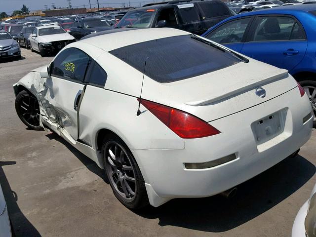 JN1AZ34DX4M100696 - 2004 NISSAN 350Z COUPE WHITE photo 3