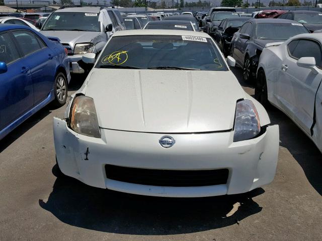 JN1AZ34DX4M100696 - 2004 NISSAN 350Z COUPE WHITE photo 6