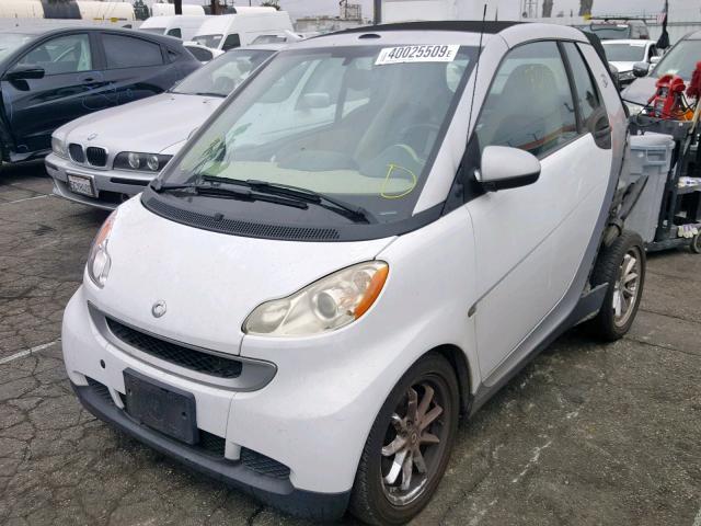 WMEEK31X19K239606 - 2009 SMART FORTWO PAS SILVER photo 2