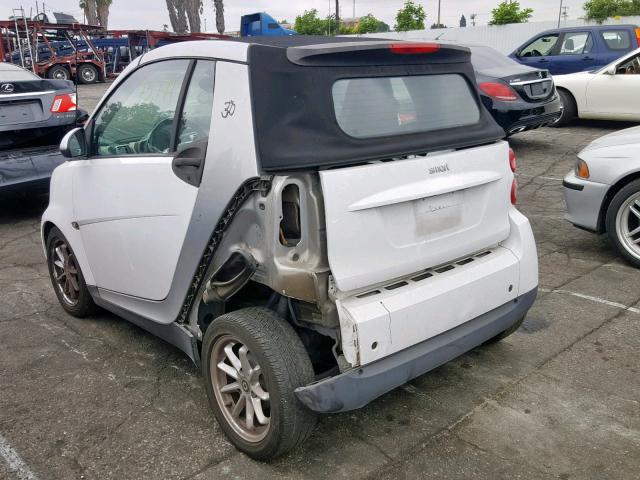 WMEEK31X19K239606 - 2009 SMART FORTWO PAS SILVER photo 3