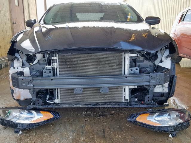 3FA6P0G73JR149955 - 2018 FORD FUSION S GRAY photo 9