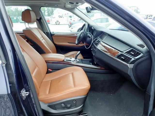 5UXFE8C57AL311554 - 2010 BMW X5 XDRIVE4 蓝色 照片 5