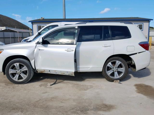 JTEDS43A782047397 - 2008 TOYOTA HIGHLANDER WHITE photo 9