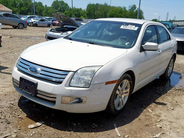 3FAHP08Z98R191694 - 2008 FORD FUSION SEL WHITE photo 2