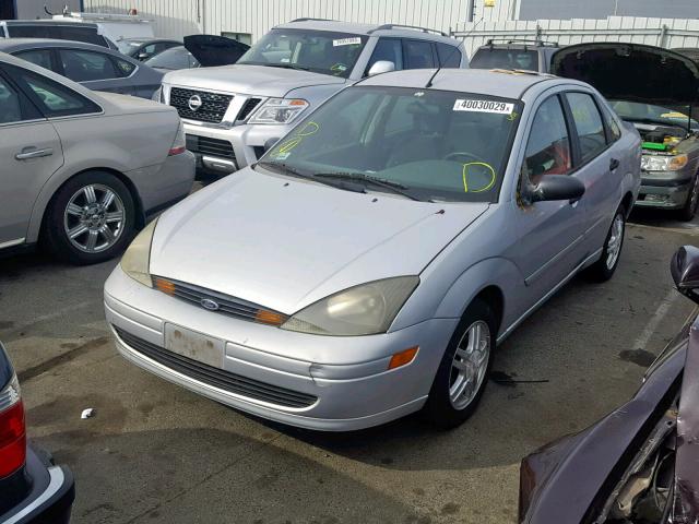 1FAFP34Z53W291361 - 2003 FORD FOCUS SE C SILVER photo 2