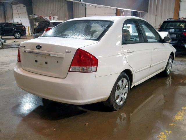 KNAFE222095666388 - 2009 KIA SPECTRA EX WHITE photo 4