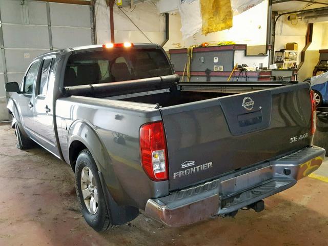 1N6AD09W79C422677 - 2009 NISSAN FRONTIER C GRAY photo 3