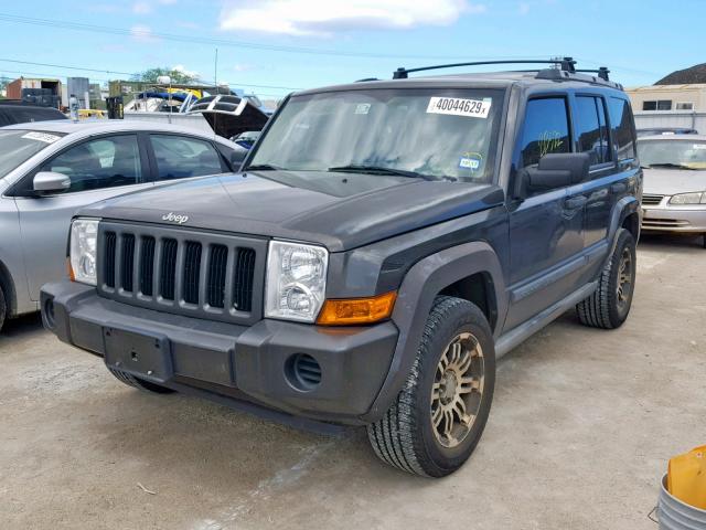 1J8HH48N46C339587 - 2006 JEEP COMMANDER GRAY photo 2