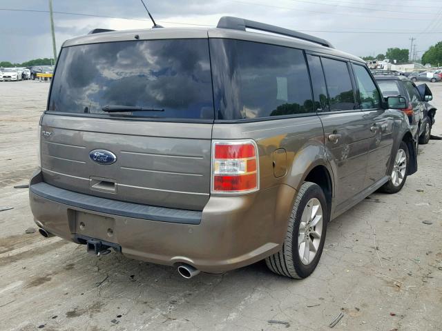 2FMGK5B89DBD34956 - 2013 FORD FLEX SE GRAY photo 4