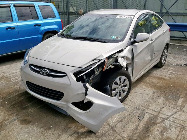 KMHCT4AE6GU961528 - 2016 HYUNDAI ACCENT SE WHITE photo 2