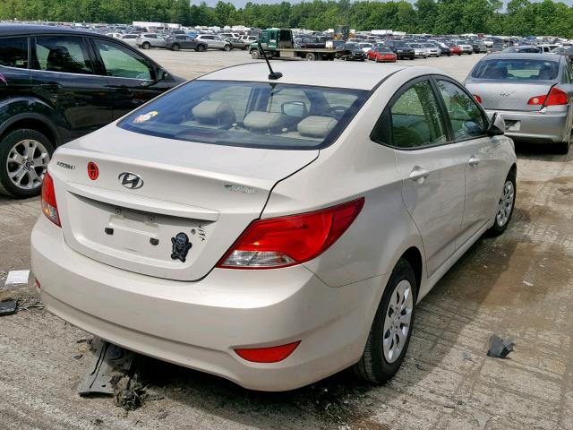 KMHCT4AE6GU961528 - 2016 HYUNDAI ACCENT SE WHITE photo 4