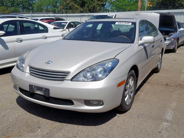 JTHBF30G820074273 - 2002 LEXUS ES 300 SILVER photo 2